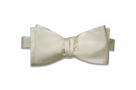 Platinum Aisle Silk Bow Tie (Self-Tie)