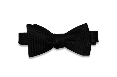 Platinum Aisle Silk Bow Tie (Self-Tie)