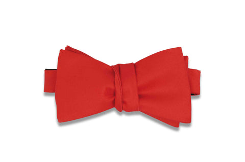 Red Delicious Knitted Bow Tie (pre-tied)