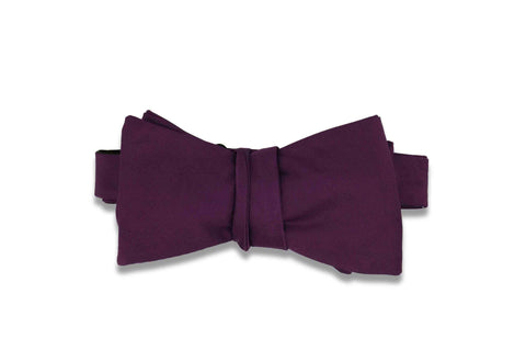 Red Delicious Knitted Bow Tie (pre-tied)